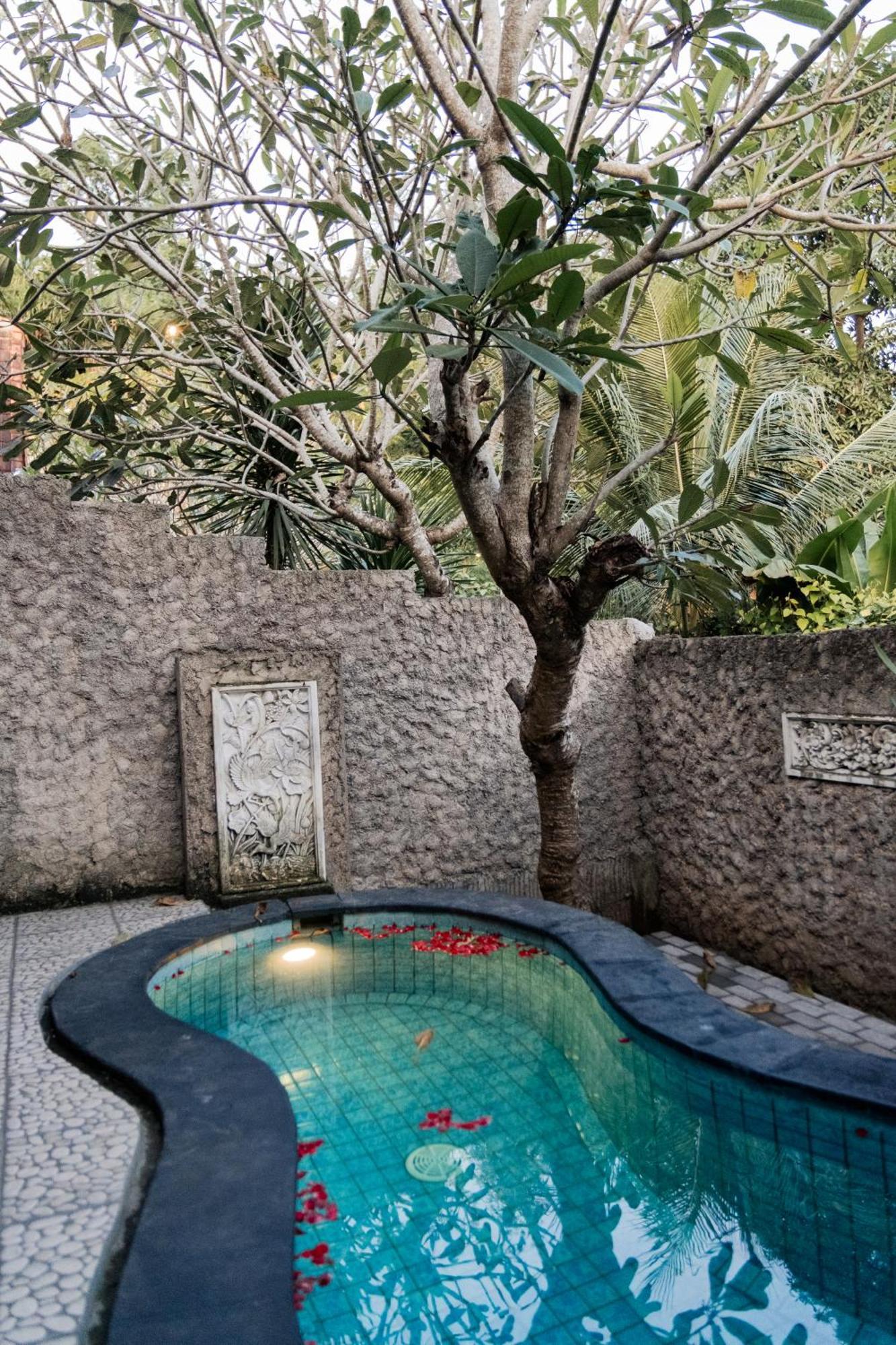 Yoki'S Bungalow Kuta  Extérieur photo